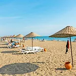 Paradise Town Belhamra