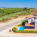 Paradise Town Belhamra 베렉