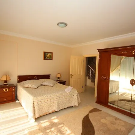 Paradise Town Belhamra